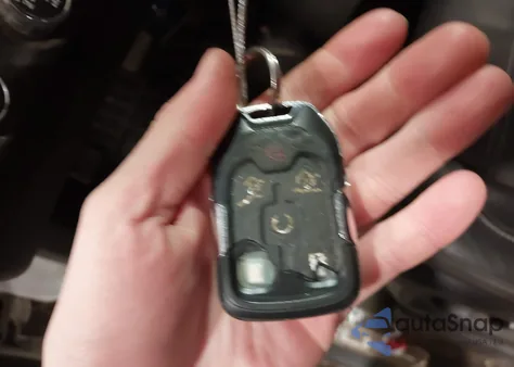 2016 GMC Yukon Xl Denali z USA, uszkodzony, nr VIN 1GKS2HKJ2GR139368